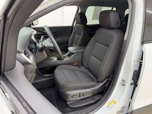 Used 2023 GMC Acadia SLE w/ Driver Convenience Package image 23