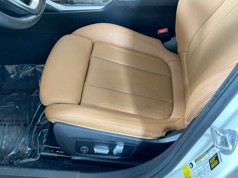 Used 2022 BMW 330i Sedan w/ Premium Package RWD image 19
