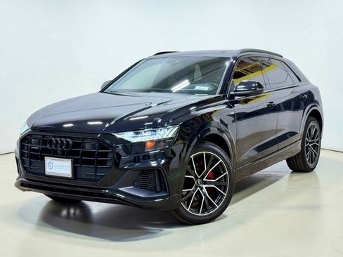 Used 2021 Audi Q8 Prestige AWD/4WD image 2