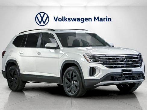 New 2026 Volkswagen Atlas SE image 7