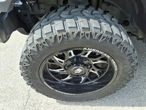 Used 2022 Jeep Gladiator Overland w/ Popular Equipment Package image 10