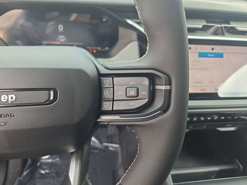 New 2026 Jeep Cherokee Limited image 21