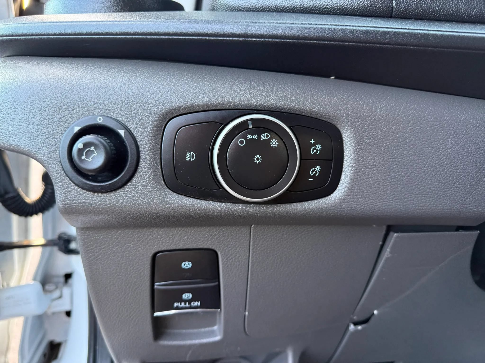 Used 2021 Ford Transit 250 Low Roof w/ Exterior Upgrade Package RWD image 32
