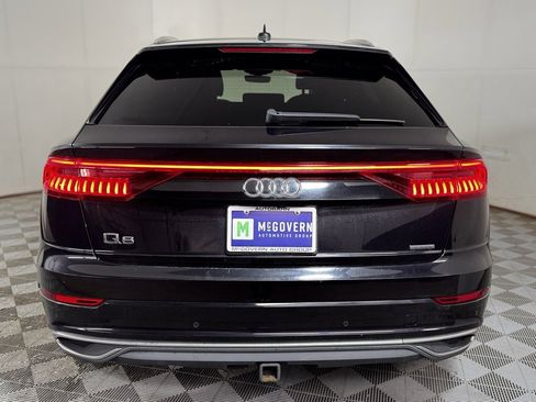 Used 2019 Audi Q8 Premium w/ Convenience Package image 3
