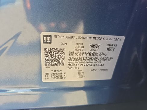 Used 2024 GMC Terrain SLT AWD/4WD image 32