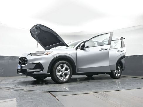Certified 2023 Honda HR-V LX image 41