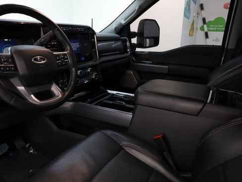 Used 2024 Ford F250 Lariat w/ FX4 Off-Road Package image 76