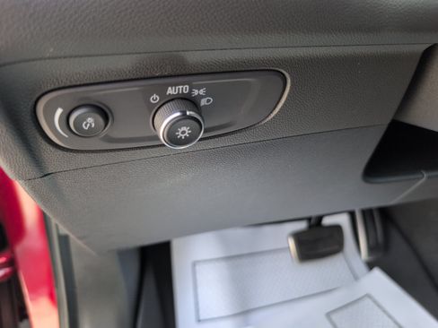 Used 2023 Buick Envision Preferred w/ Sport Touring Package AWD/4WD image 23