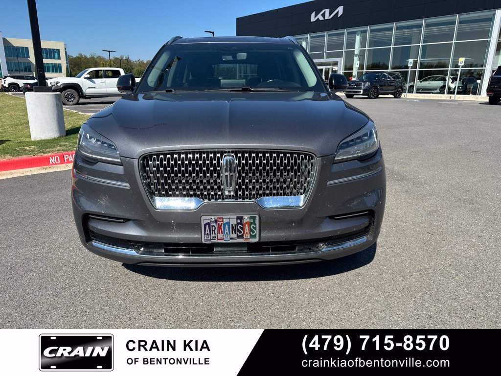 Used 2022 Lincoln Aviator Reserve w/ Elements Package Plus AWD/4WD image 2