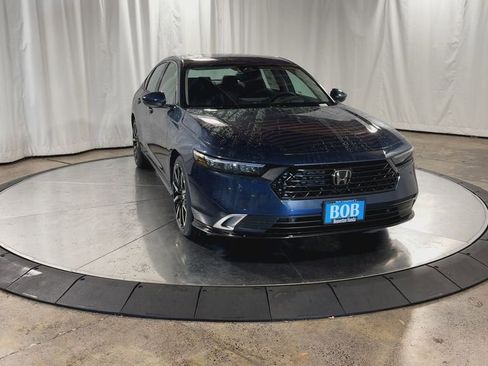 New 2025 Honda Accord Touring image 3