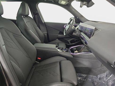 Used 2025 BMW X3 xDrive30i w/ Premium Package image 11