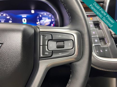 Used 2023 Chevrolet Suburban Premier AWD/4WD image 9