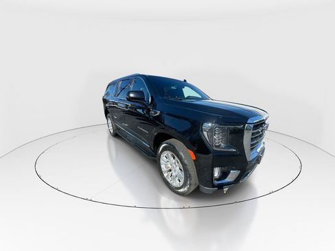 Used 2024 GMC Yukon XL SLT w/ SLT Luxury Package RWD image 2
