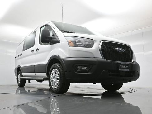 Certified 2023 Ford Transit 250 Low Roof w/ Exterior Upgrade Package image 43