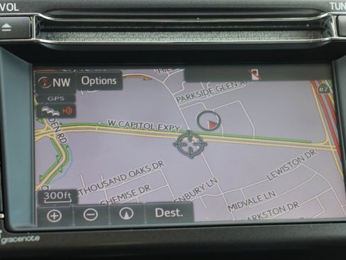 Used 2015 Toyota RAV4 XLE image 26