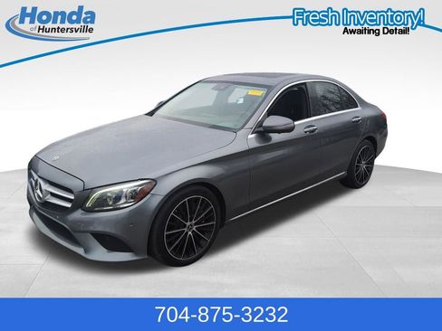 Used 2021 Mercedes-Benz C 300 Sedan image 4