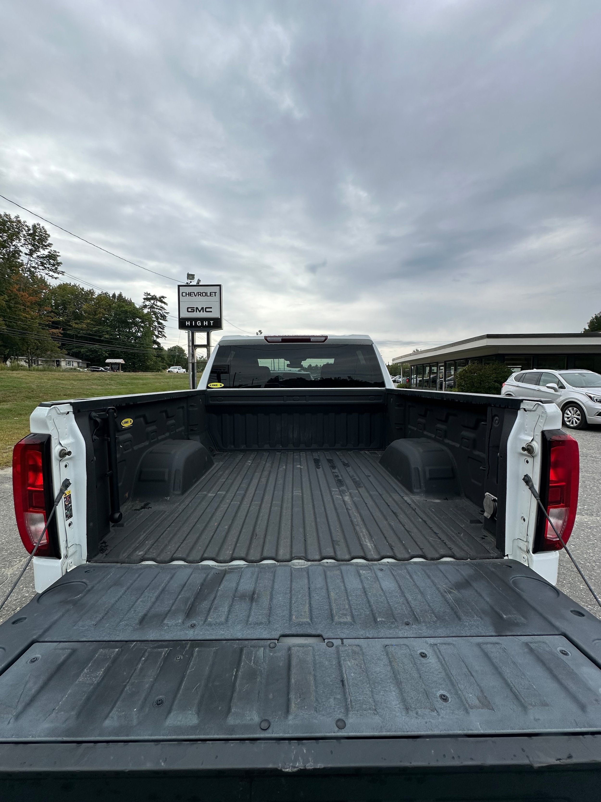Used 2022 GMC Sierra 1500 Elevation AWD/4WD image 11