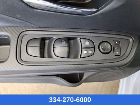 New 2025 Nissan Versa SV w/ Trunk Package image 18