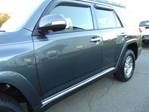 Used 2012 Toyota 4Runner SR5 image 32
