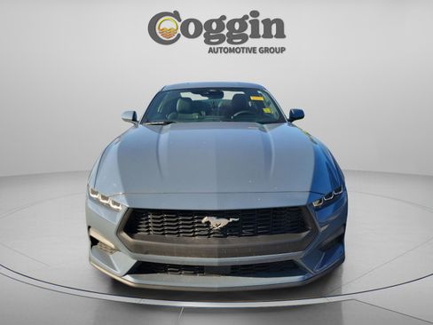 Used 2024 Ford Mustang Coupe RWD image 12