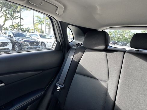 Used 2021 MAZDA CX-30 FWD 2.5 S image 18