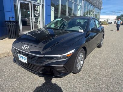 New 2026 Hyundai Elantra SE