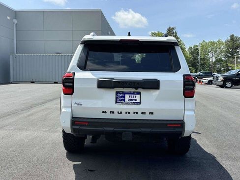 Used 2025 Toyota 4Runner TRD Off-Road Premium AWD/4WD image 26