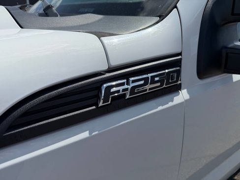 Used 2014 Ford F250 XL AWD/4WD image 10