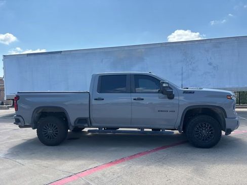 Used 2024 Chevrolet Silverado 2500 LT w/ Z71 Sport Edition AWD/4WD image 4