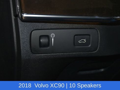 Used 2018 Volvo XC90 T6 Momentum w/ Convenience Package image 9