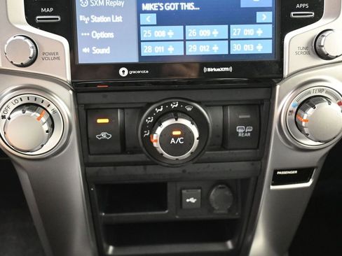 Certified 2024 Toyota 4Runner SR5 AWD/4WD image 22
