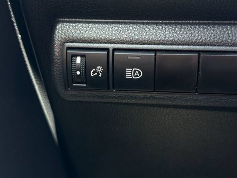Certified 2023 Toyota Corolla SE FWD image 28