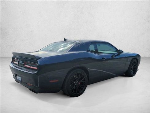 Used 2015 Dodge Challenger SRT Hellcat image 5