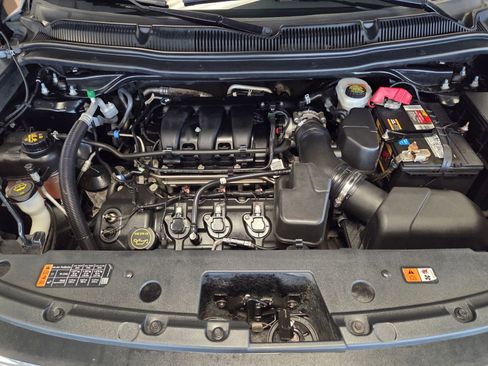 Used 2018 Ford Explorer XLT w/ Equipment Group 201A image 74