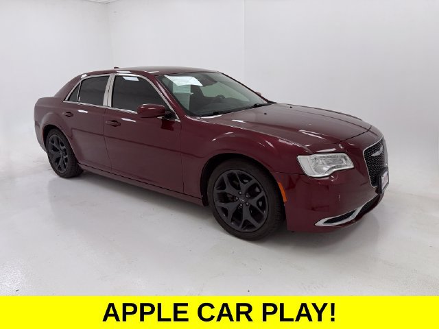 Used 2019 Chrysler 300 Touring L w/ Quick Order Package 22F RWD image 1