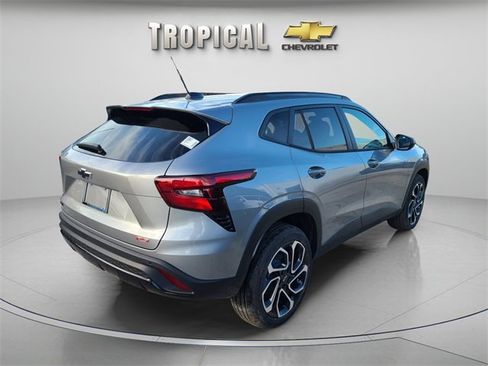 New 2026 Chevrolet Trax RS w/ Driver Confidence Package image 5