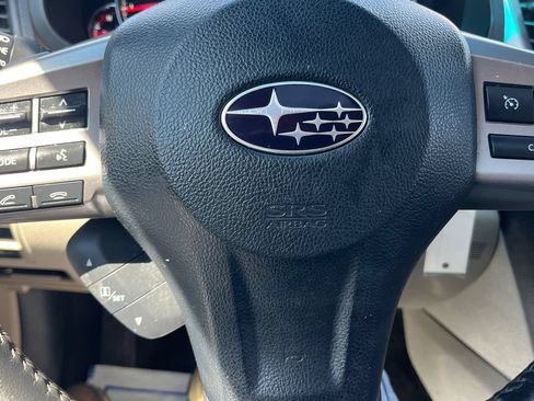Used 2013 Subaru Outback 2.5i Limited AWD/4WD image 15