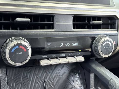 Used 2025 Toyota 4Runner SR5 RWD image 19