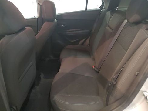 Used 2016 Chevrolet Trax LS image 27