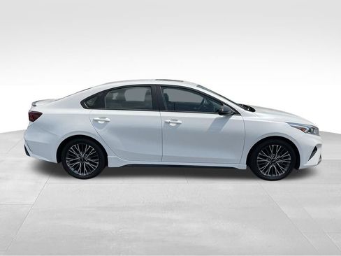 Used 2023 Kia Forte GT-Line w/ GT-Line Premium Package FWD image 6