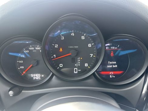 Used 2021 Porsche Macan image 24