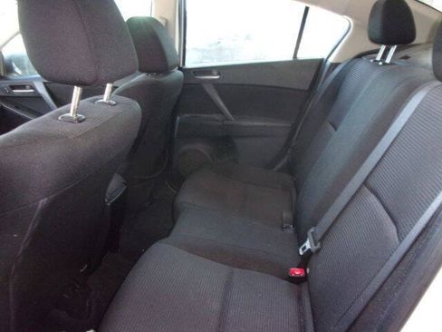 Used 2012 MAZDA MAZDA3 i Sport FWD image 9