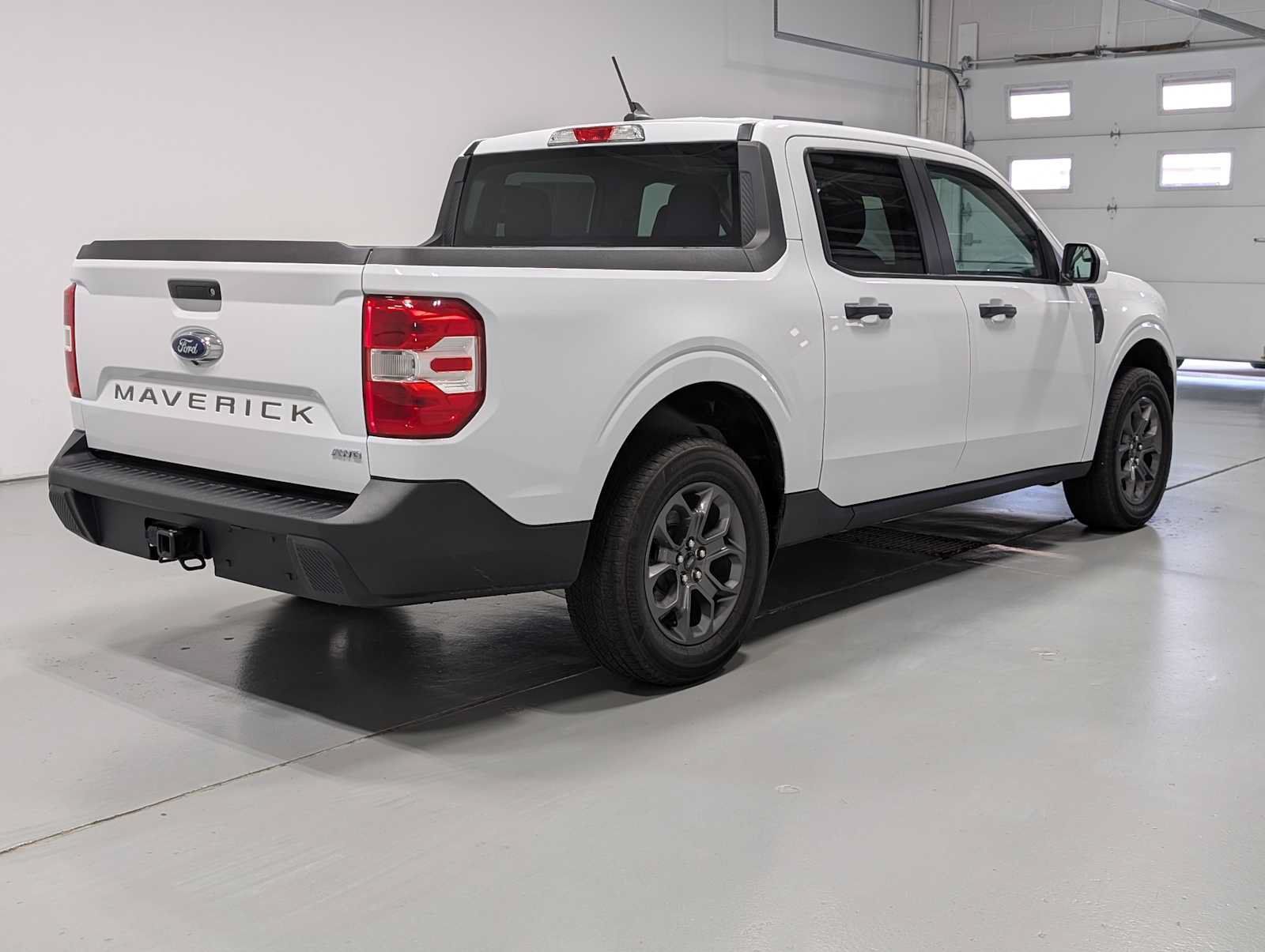 Certified 2023 Ford Maverick XLT w/ Equipment Group 300A Standard AWD/4WD image 5