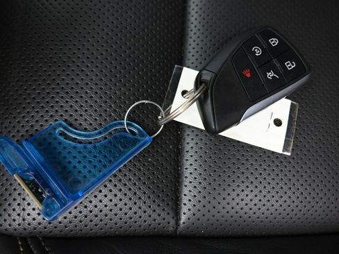 Used 2021 Buick Envision Essence AWD/4WD image 55