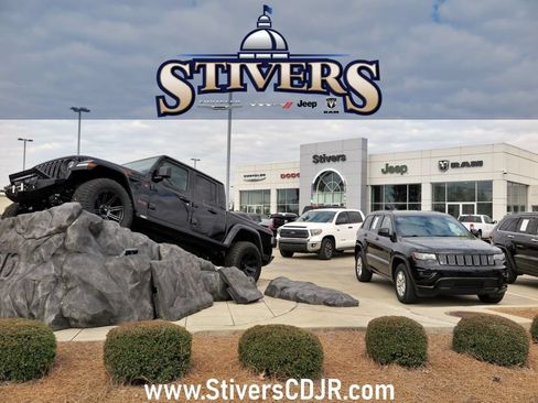 Used 2019 Jeep Grand Cherokee Limited AWD/4WD image 18