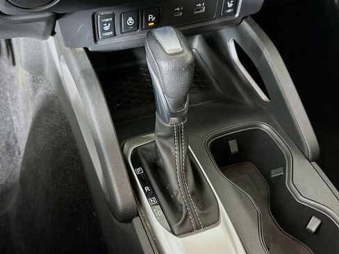 Used 2023 Nissan Frontier SV w/ SV Convenience Package image 24