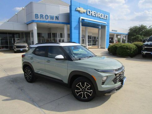 New 2026 Chevrolet TrailBlazer ACTIV w/ Convenience Package FWD image 1