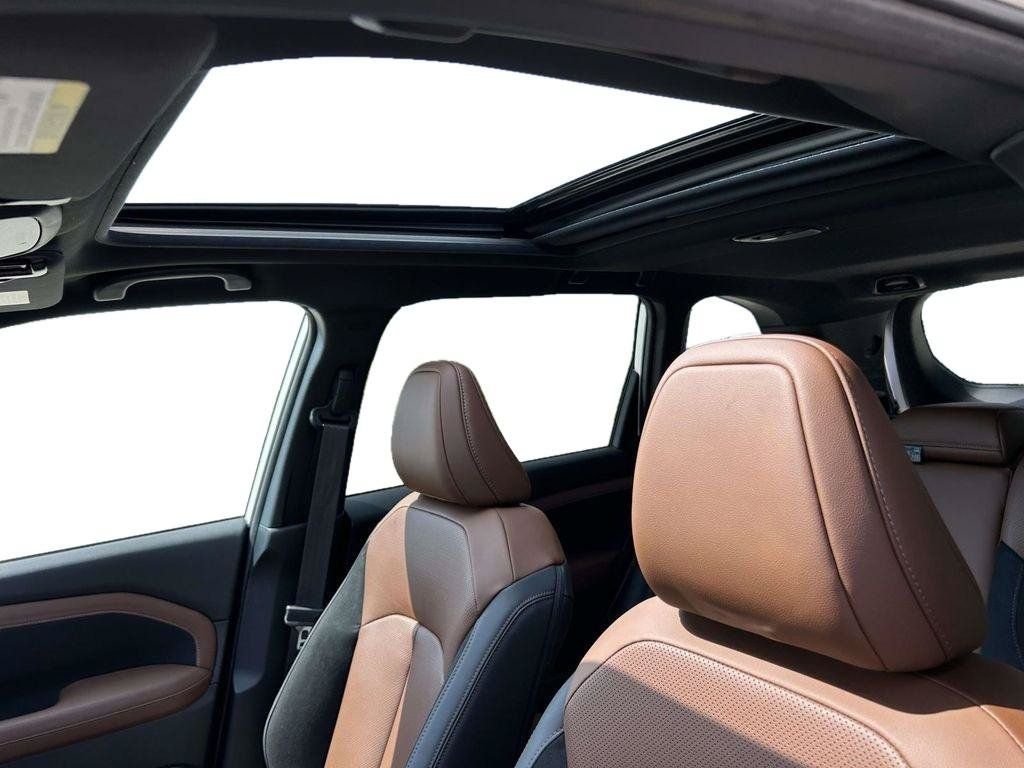 New 2026 Subaru Forester Touring AWD/4WD image 10