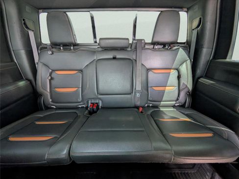 Used 2023 GMC Sierra 3500 AT4 w/ AT4 Preferred Package image 19