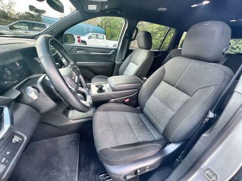 Certified 2025 GMC Acadia Elevation image 18